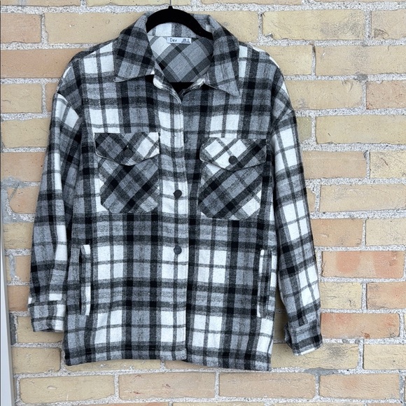 Dex Black and White Plaid Jacket - Picture 1 of 3